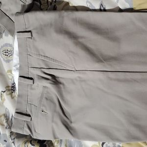Docker men slim fit khakis